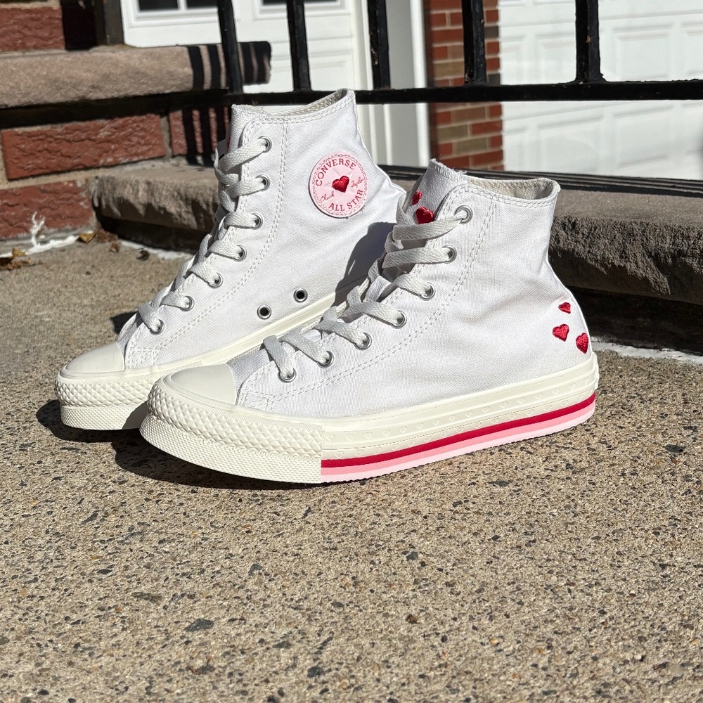 Big Kid's CONVERSE Valentine's Day 2025 Collection / Vintage EVA Lift Platforms